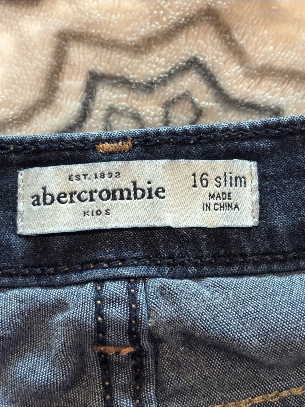 Abercrombie & Fitch Dark Blue Kids Skinny Jeans